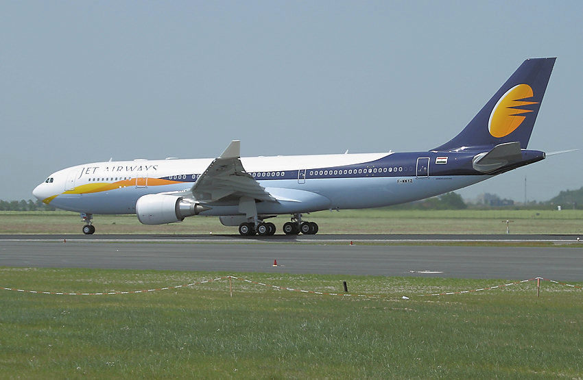 Airbus A330-200: Verkehrsflugzeug mit zwei Triebwerken