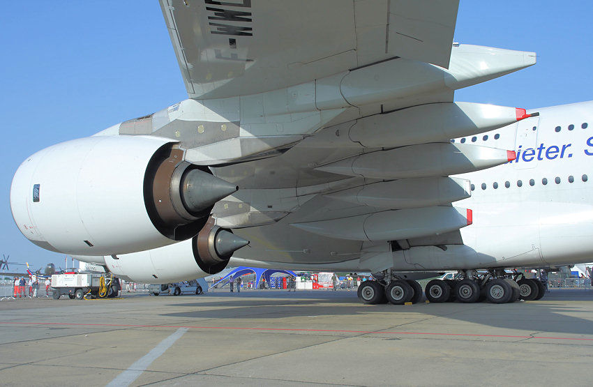 Airbus A380 - Tragflächen des Passagierflugzeugs