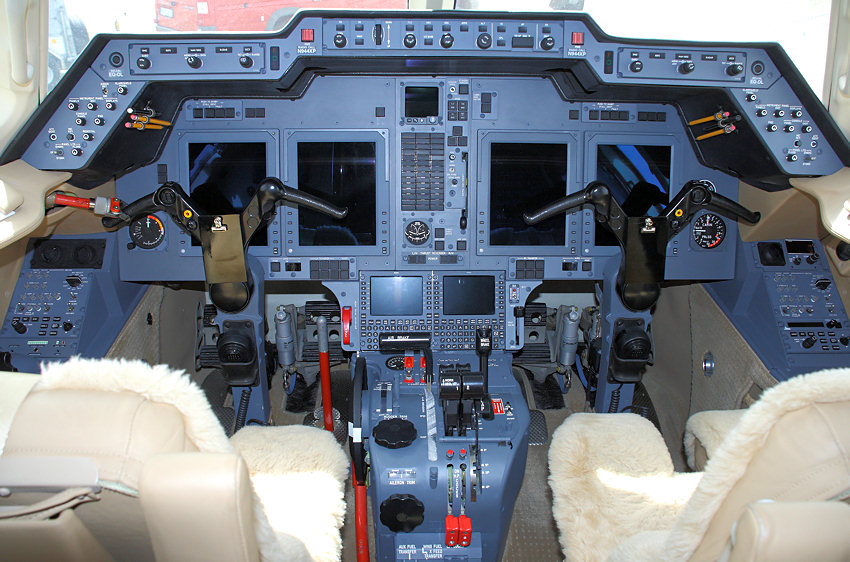 Hawker 900 XP - Cockpit