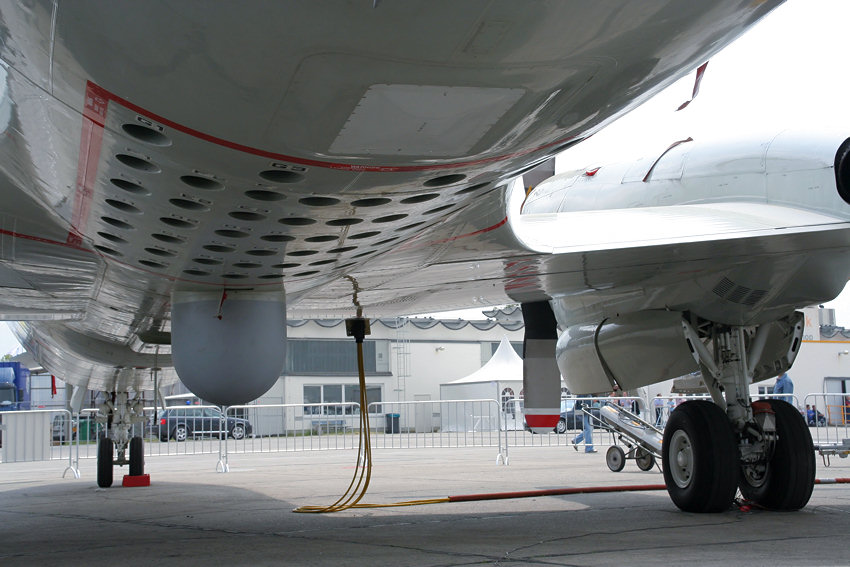 Lockheed P-3 Orion - Sonarbojen