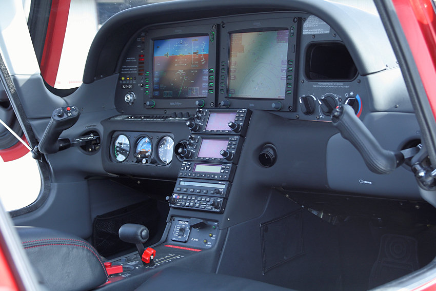 Cirrus SR 22 - Cockpit