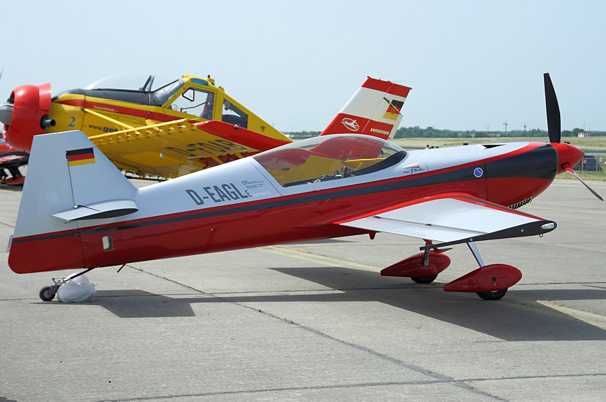 Projekt GB-2: Kunstflugzeug als Bausatz von CAP-Aviation, gebaut von Dr. G. Beierlein