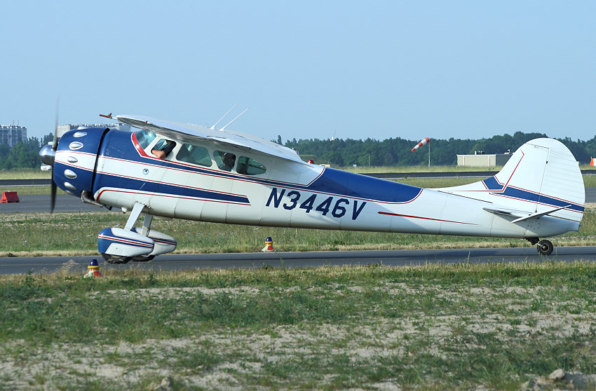 Cessna 195 Businessliner:  “Das” Reiseflugzeug seiner Zeit von 1947