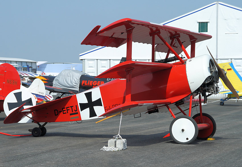 Fokker DR 1: Dreidecker von 1917 des “Roten Baron” Manfred von Richthofen