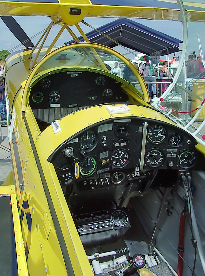Pitts S-2B - Cockpit