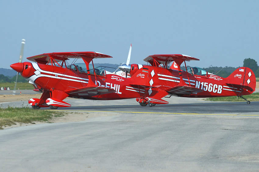 Pitts S-2S und Pitts S-2B: Doppeldecker