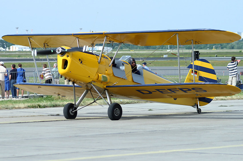 Stampe SV 4C: Das Flugzeug wurde 1933 von den Belgiern Jean Stampe und Maurice Vertongen konstruiert