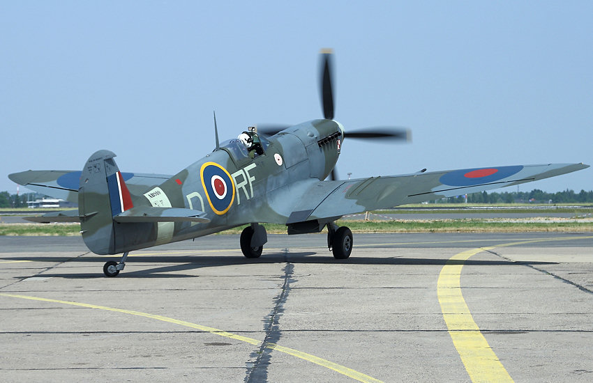 Spitfire: Abfangjäger der Royal Air Force im 2. Weltkrieg