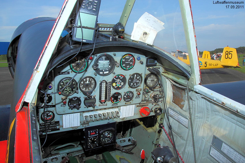 YAK 50 - Cockpit