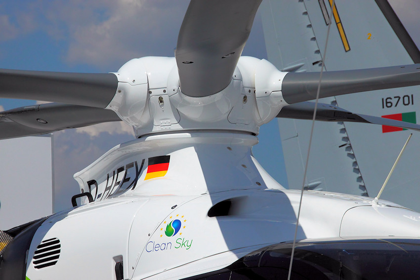 Bluecopter Demonstrator - neuartiger Rotorkopf