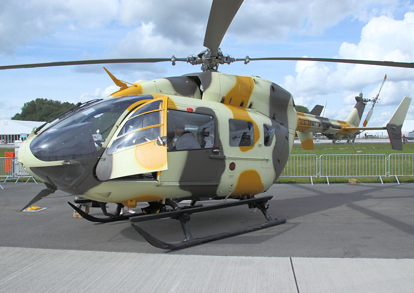 Eurocopter UH-72 Lakota: Light Utility Helicopter (LUH)-Programm der US-Armee (Militärversion des EC 145)