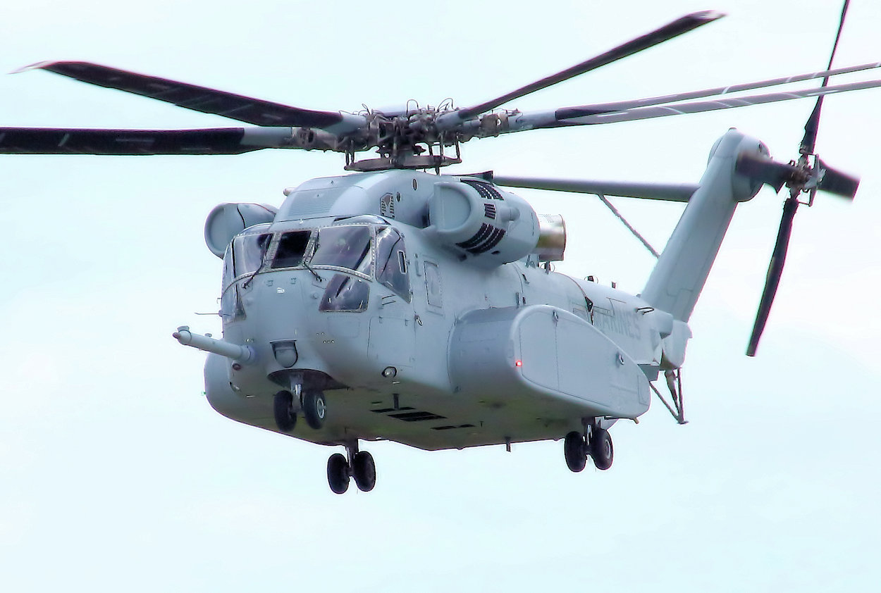 Sikorsky CH-53 - King Stallion