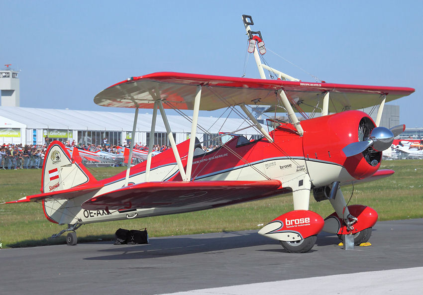 Boeing Stearman PT 17: Doppeldeckerflugzeug des US-amerikanischen Flugzeugherstellers Boeing-Stearman
