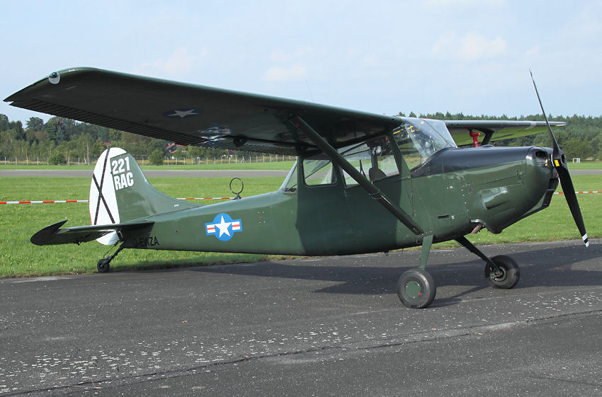 Cessne L-19 Bird Dog: militärische Version der Cessna 170 der U.S. Air Force, der Army und den Marines