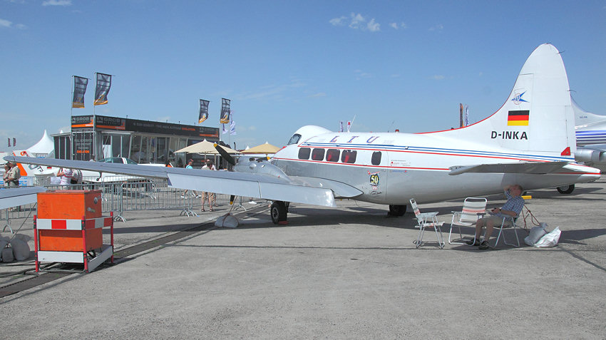 De Havilland DH 104 Dove: kleines Passagierflugzeug des britischen Flugzeugbauers De Havilland Aircraft Company