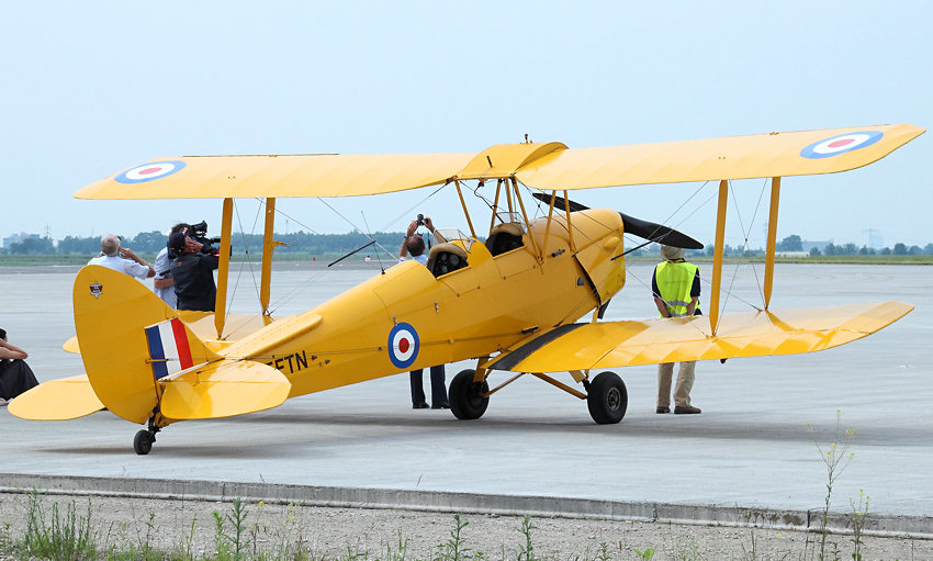 De Havilland D.H.82 Tiger Moth: Schulflugzeug der Royal Air Force von 1931