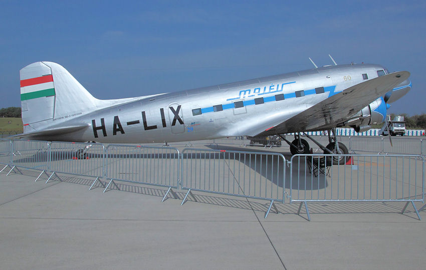 Lissunow Li-2: Das russische Flugzeug ist eine Lizenzversion der US-amerikanischen Douglas DC-3