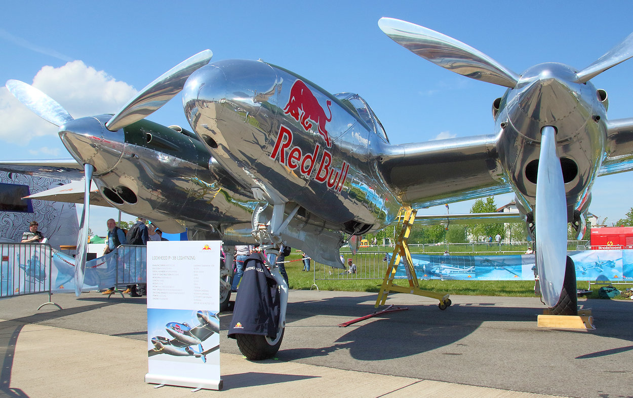 Lockheed P-38 Lightning