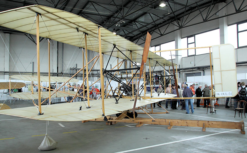 Wright Flyer: Motorflugzeug der Gebrüder Wright