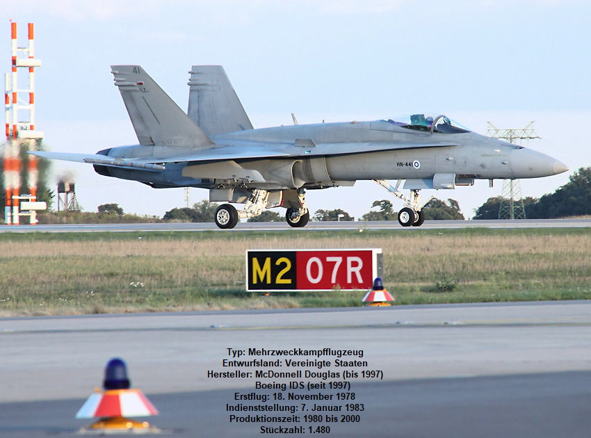 McDonnell Douglas F/A-18 Hornet: Das Flugzeug wurde primär für den Einsatz auf Flugzeugträgern konzipiert