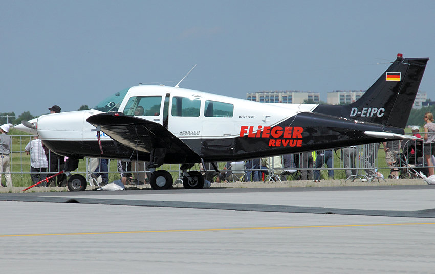 Beech C23 Sundowner 180: Das Reiseflugzeug besaß ein starres Fahrwerk und einen Festpropeller