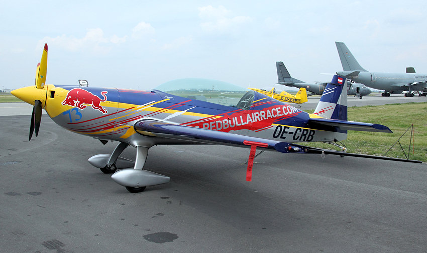 Extra 300: Flugzeug für den Wettbewerbs-Kunstflug