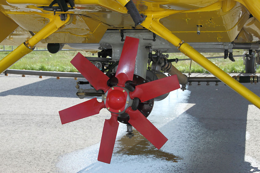 PZL 106 A Kruk: Agrarflugzeug mit Sprühvorrichtung des polnischen Herstellers PZL