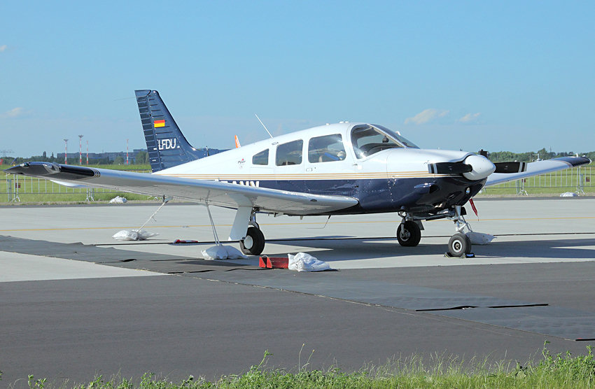 Piper PA-28 R-201 Arrow IV:  4-sitziges Reiseflugzeug