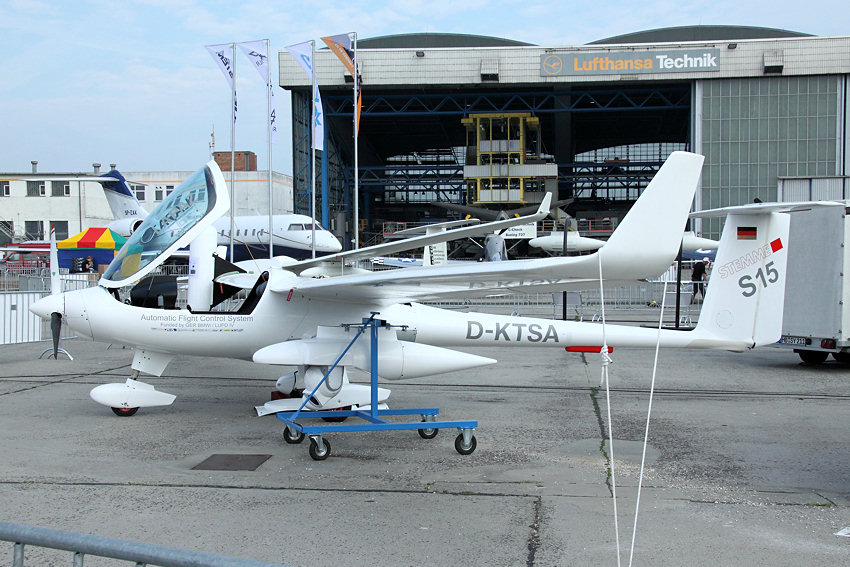 Stemme S-15: Technologieprojekt LAPAZ zur Entwicklung eines neuartigen automatischen Flugsteuerungssystems