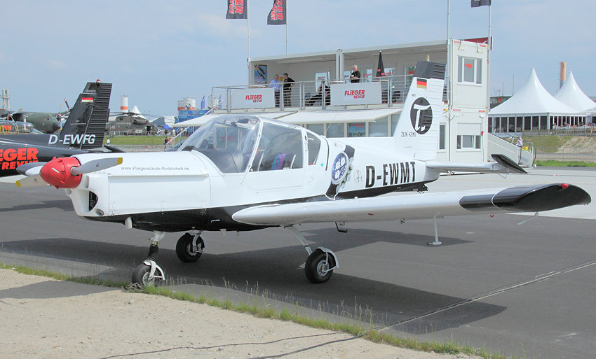 Zlin Z-42 MU: tschechoslowakisches Mehrzweckflugzeug des Herstellers Zlin