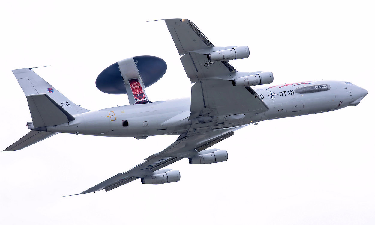 Boeing E-3A Sentry AWACS Flug