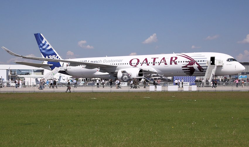 Airbus A350: neues 2-strahliges Großraumflugzeug von Airbus für Langstrecken bis ca. 16.000 km
