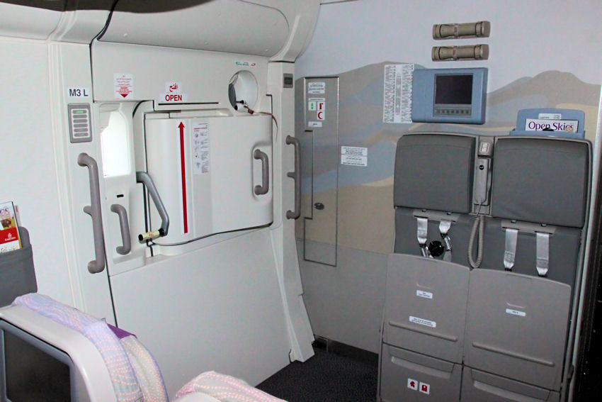 Airbus A380 - Türöffnung