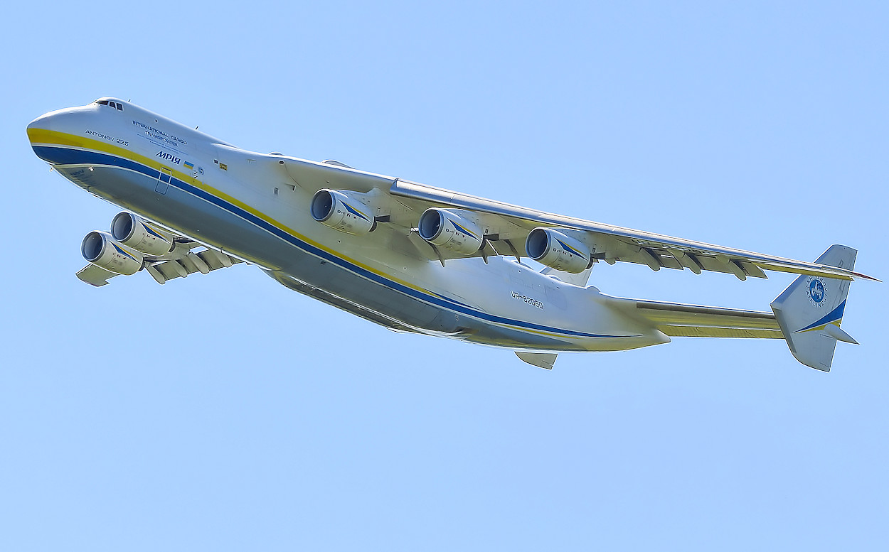Antonow An-225 - Flug