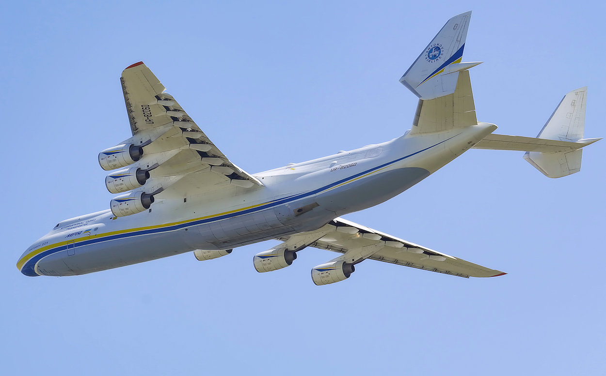 Antonow An-225 Flugansicht