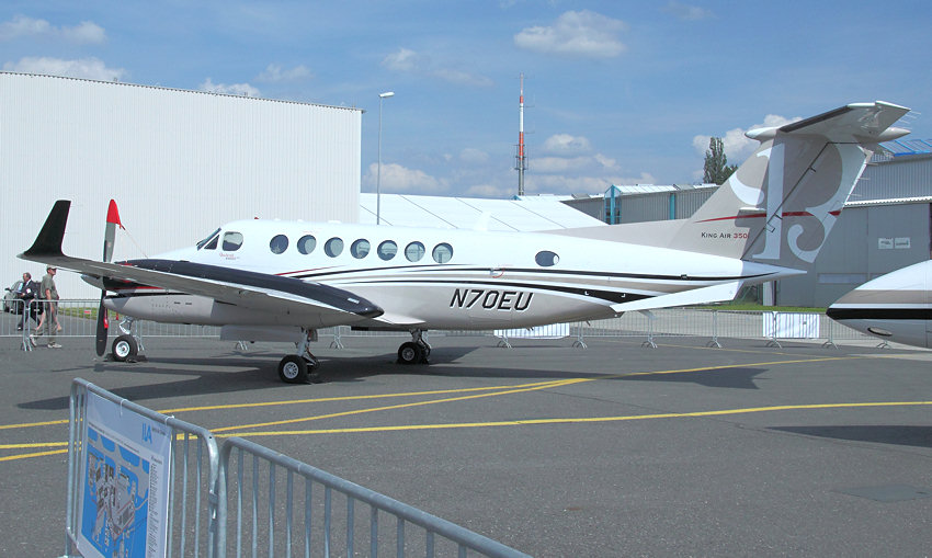Hawker Beechcraft King Air 350: Turbopropflugzeug mit Druckkabine für den geschäftlichen Charterflug