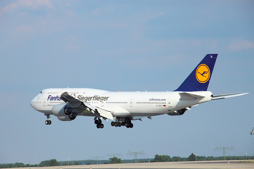 Boeing 747-830 - Siegerflieger Start
