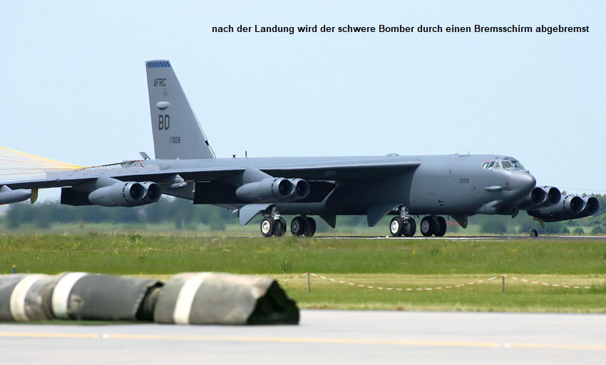 Boeing B-52 - Landung