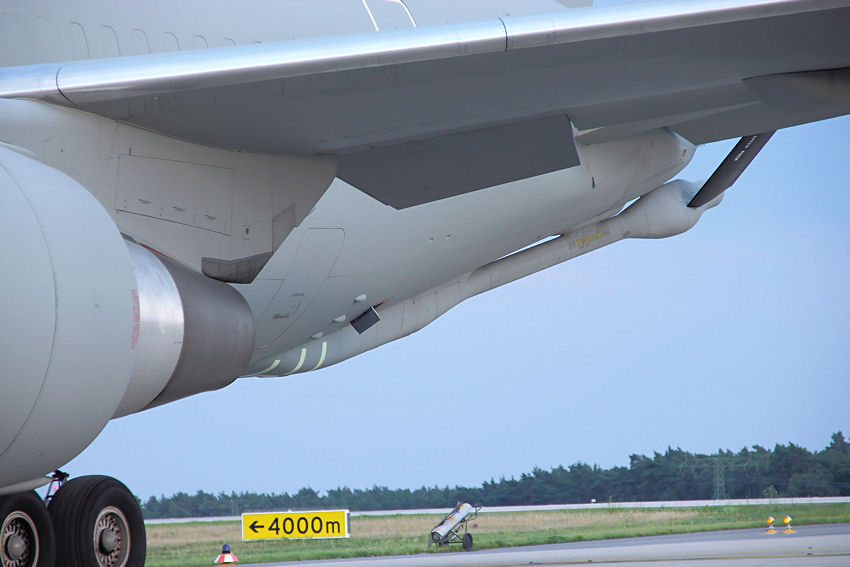 Boeing KC-767 - Heck