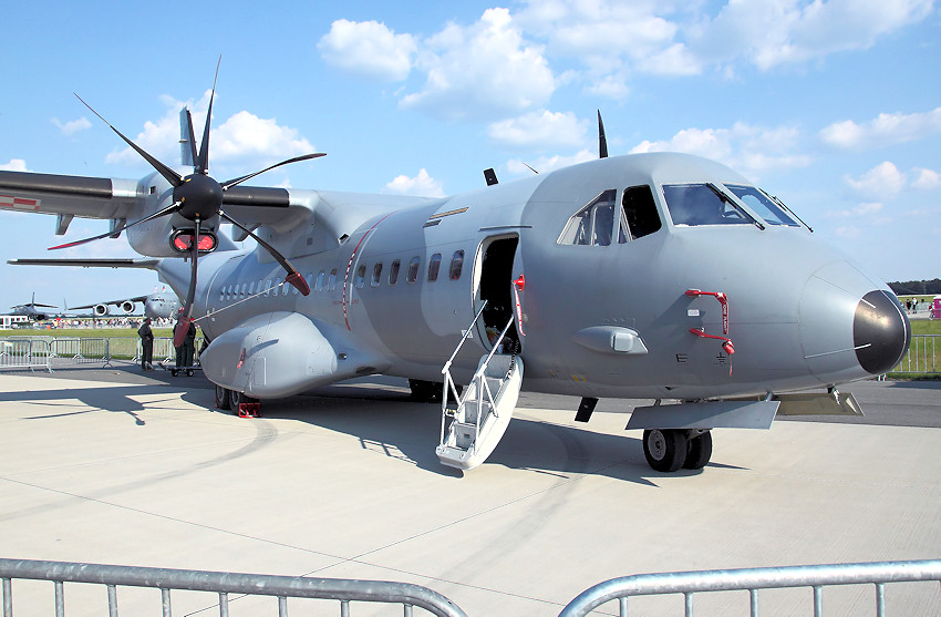 CASA C 295
