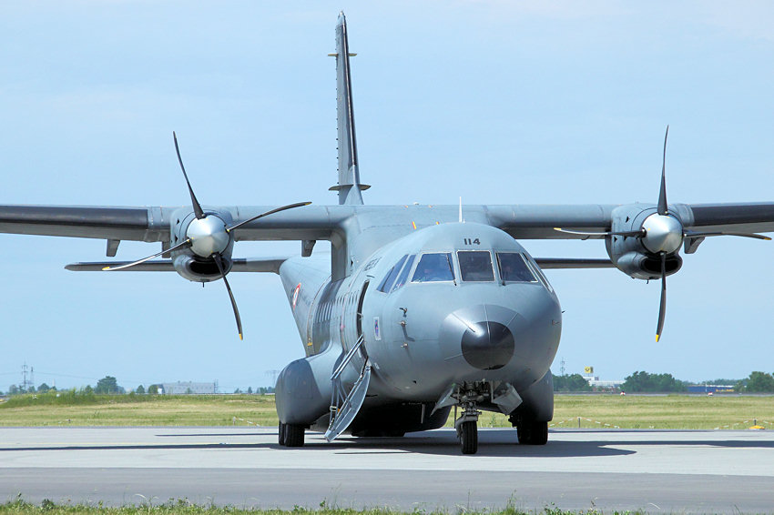 CASA C-295: Mehrzwecktransport-, Seeaufklärungs- und U-Boot-Jagdflugzeug