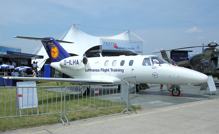 Cessna Citation CJ1+: Schulungsflugzeug zur Ausbildung künftiger Transportluftfahrzeugführer der Luftwaffe. Das Training führt die „Lufthansa Flight Training" im Auftrag der Bundeswehr durch.