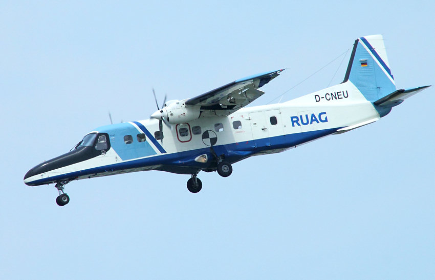 Dornier Do 228: TurboProp-Flugzeug für den Mehrzweck-, Kurzstrecken-, Personen- und Materialtransport