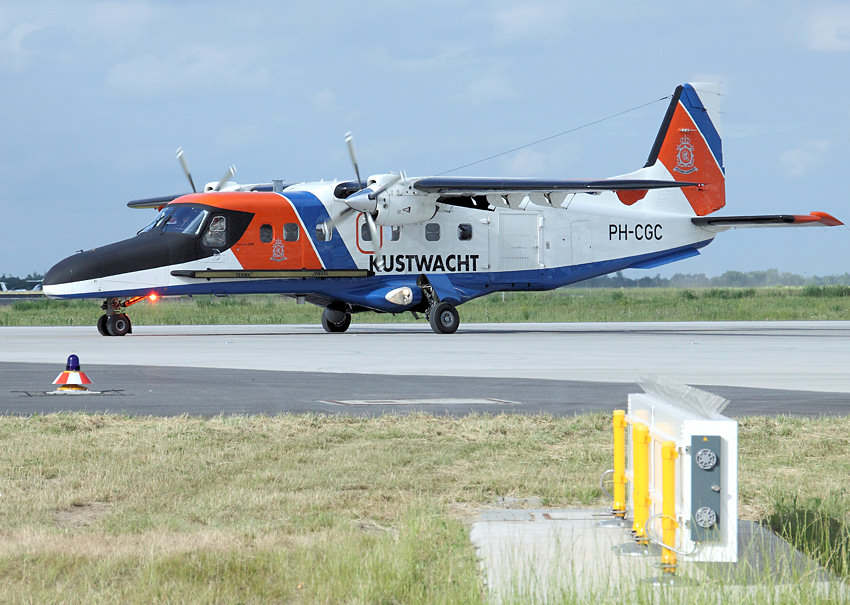 Dornier Do228: Flugzeug mit Kurzstart- und Landefähigkeit (STOL)