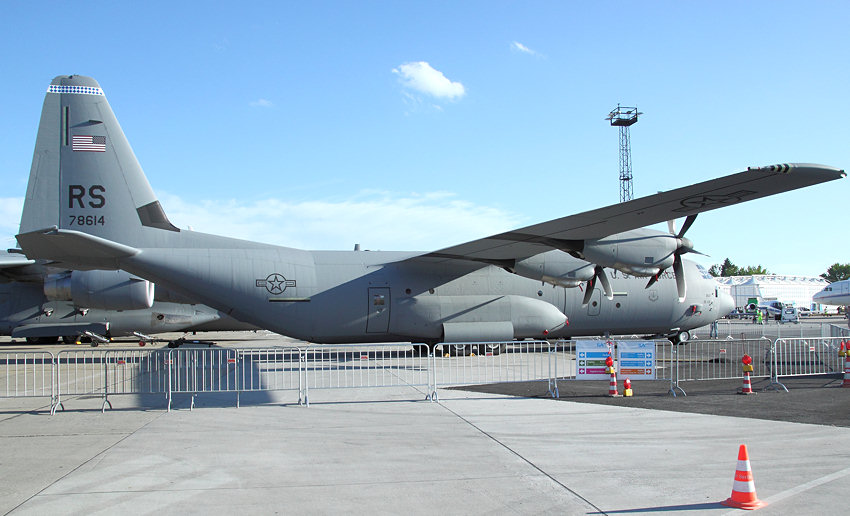 Lockheed C-130 Hercules: Transportflugzeug der USA