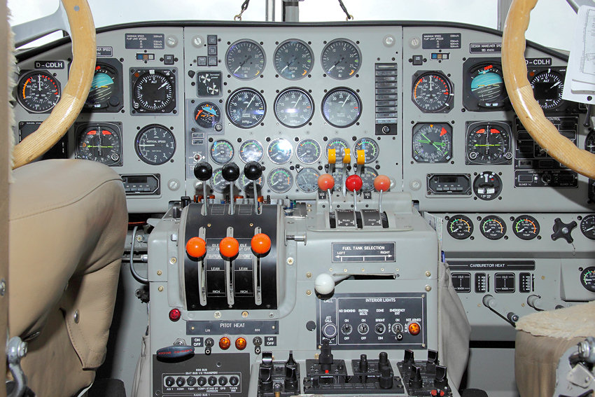 Junkers JU-52 - Cockpit