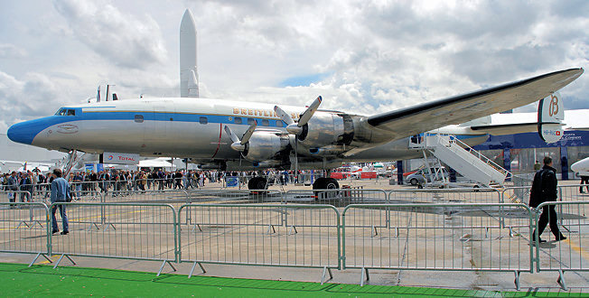Lockheed L-1049 Super Constellation