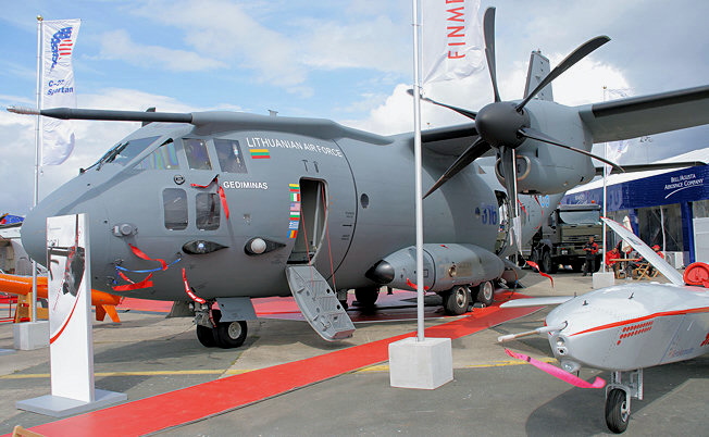 Alenia C-27
