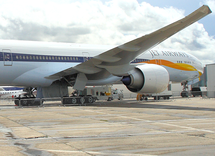 Boeing 777