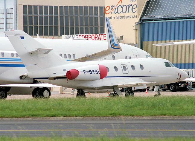 Dassault Falcon 20